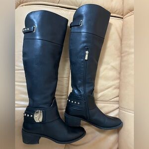 Vince Camuto Elegant Black Knee-High Boots size 7